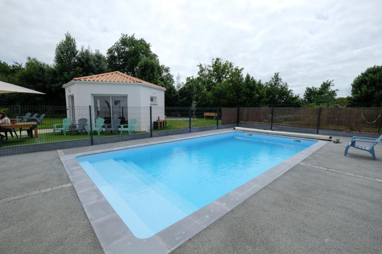 Au Logis Des Muriers Vairé Exterior photo