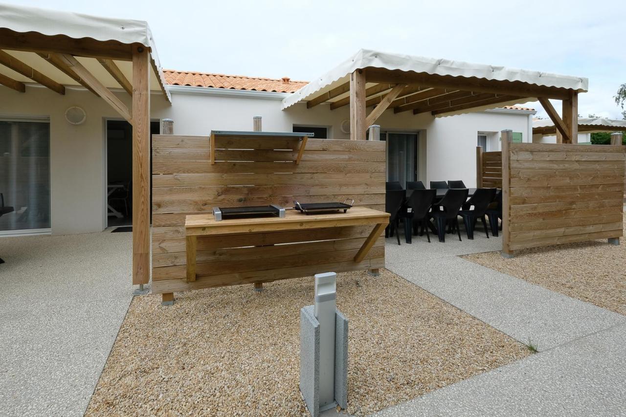 Au Logis Des Muriers Vairé Exterior photo